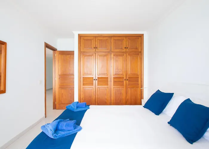 Blancazul Avenida Apartment