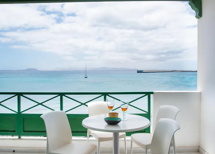 Blancazul Avenida Playa Blanca (Lanzarote)