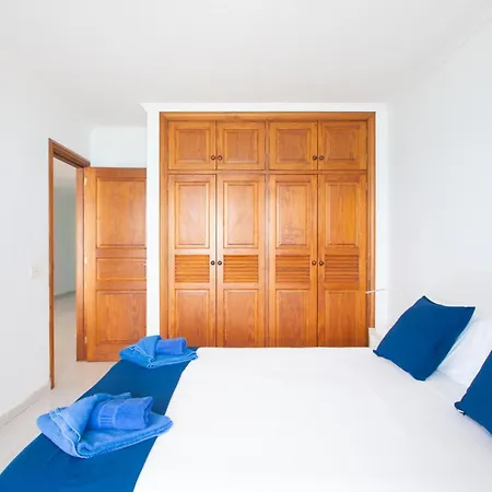 Blancazul Avenida Apartment